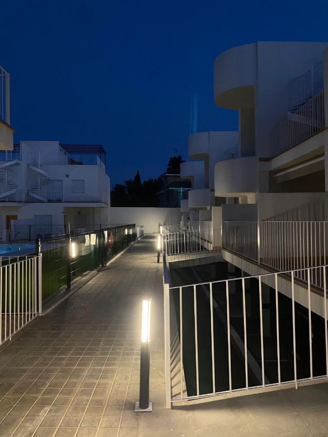 Apartamento Turistico Damajuana Parking Free Espartinas Εξωτερικό φωτογραφία