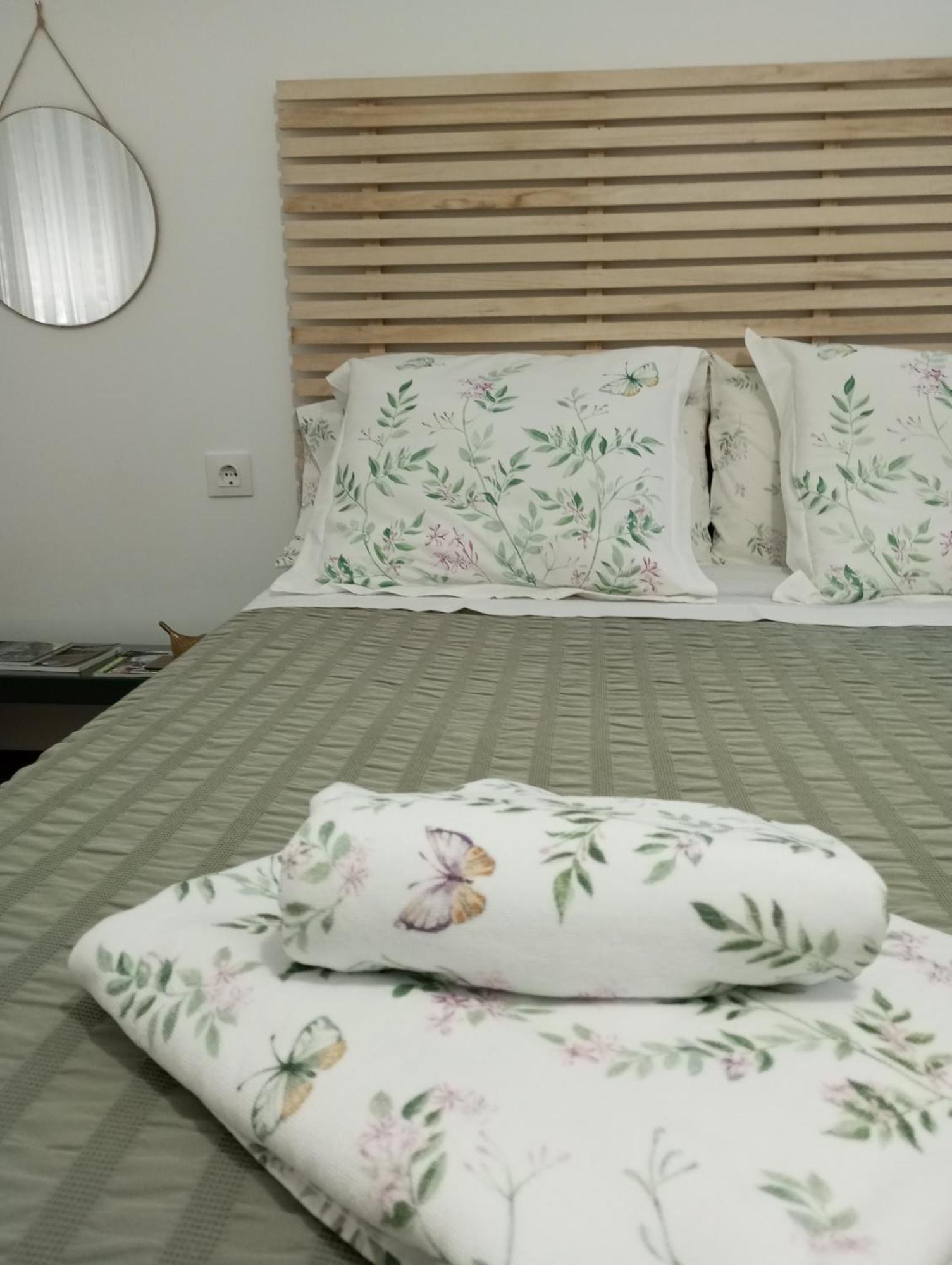 Apartamento Turistico Damajuana Parking Free Espartinas Εξωτερικό φωτογραφία